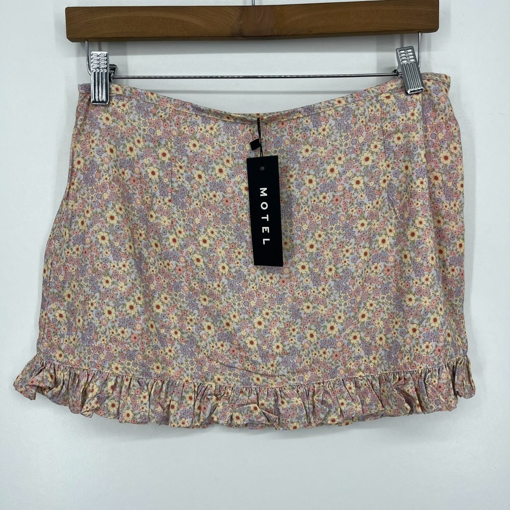 Motel Mini Skirt Women's XS Pink 70's Prairie Girl Floral Viscose New NWT